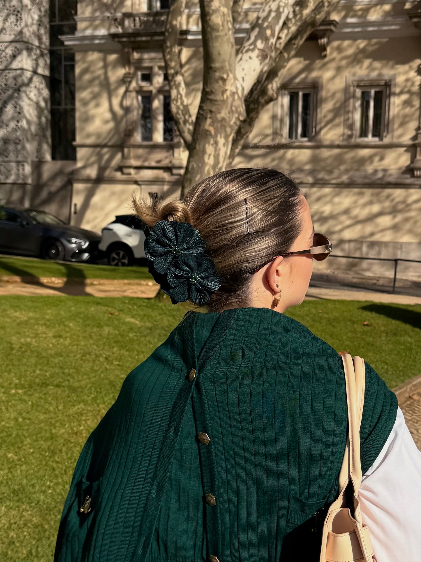 December Flower Clip