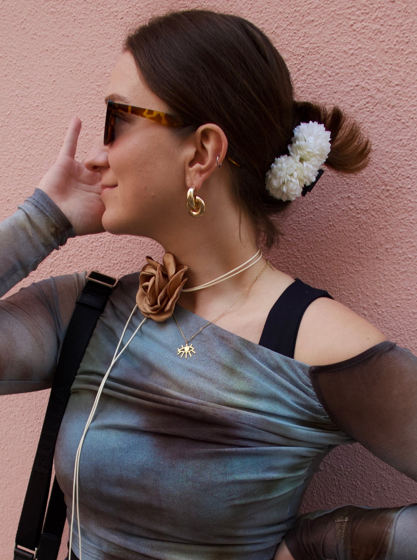 Restelo Flower Choker