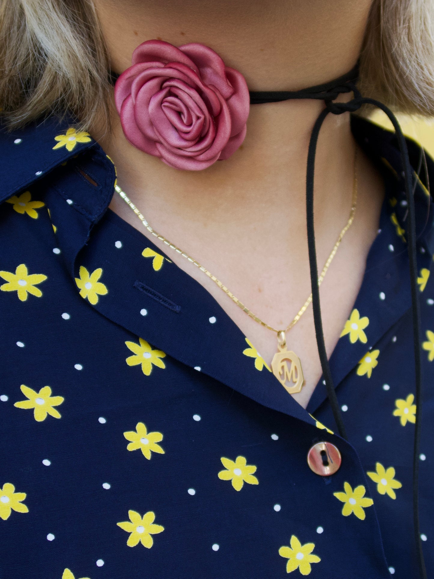 Santa Apolónia Flower Choker